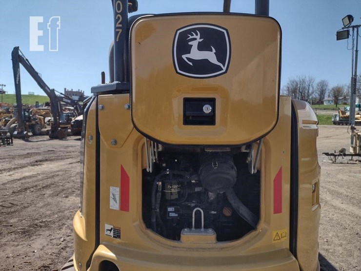 2022-deere-35g-image-41