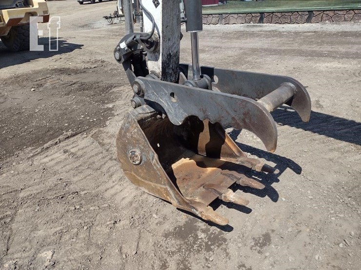2016-bobcat-e50-image-23