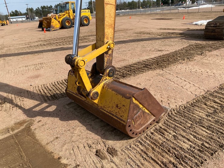 2014-caterpillar-324el-image-15