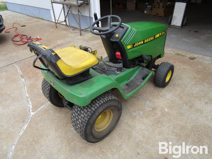 john-deere-lx176-image-5