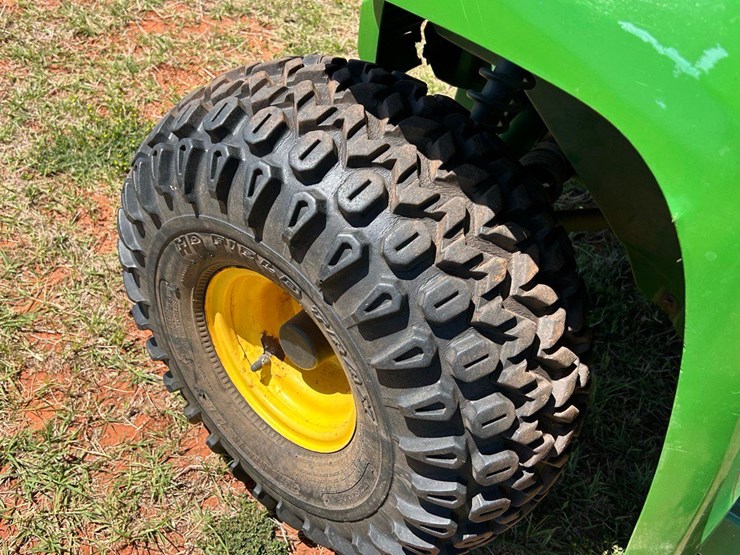 john-deere-gator-image-2