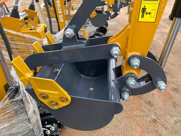 #5542-•-new-ats-rt15r-mini-excavator-image-5