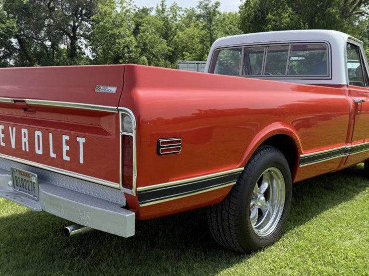 1972-chevrolet-custom-deluxe-image-6