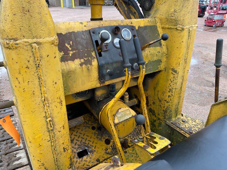 john-deere-350-image-29