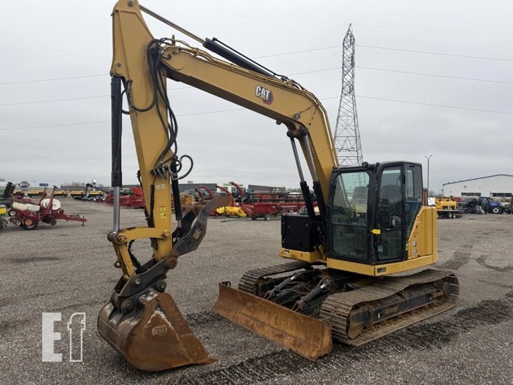 2022-caterpillar-310-image-1