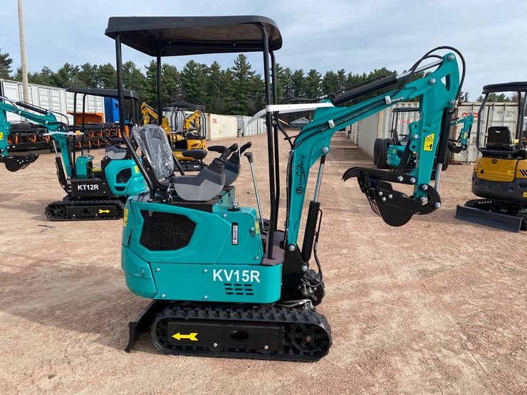 #5500-•-2026-cfg-kv15r-mini-excavator-image-3