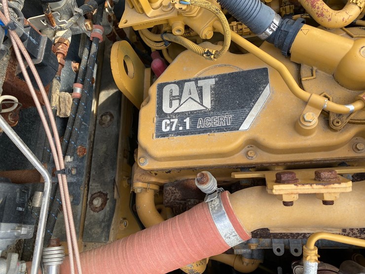 2014-caterpillar-324el-image-40