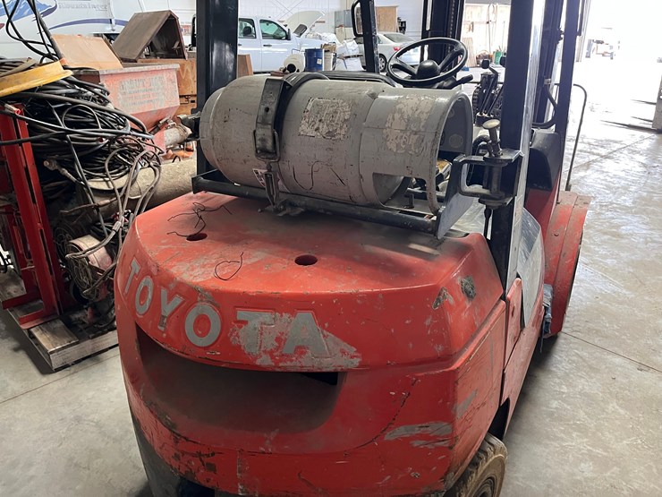 toyota-forklift-image-7
