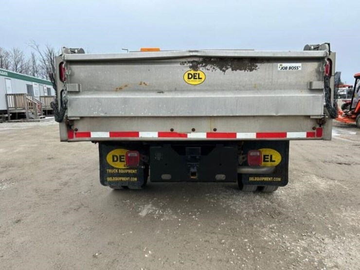 2020-ford-f550-xl-image-5