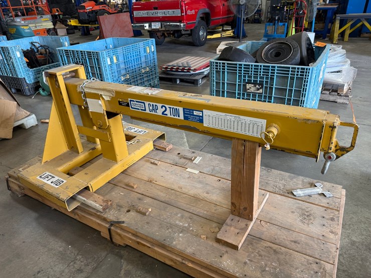 #2043-•-contrx-cranes-lift-jib-image-1
