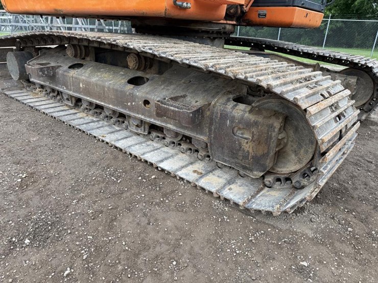2014-doosan-dx225-lc-image-4