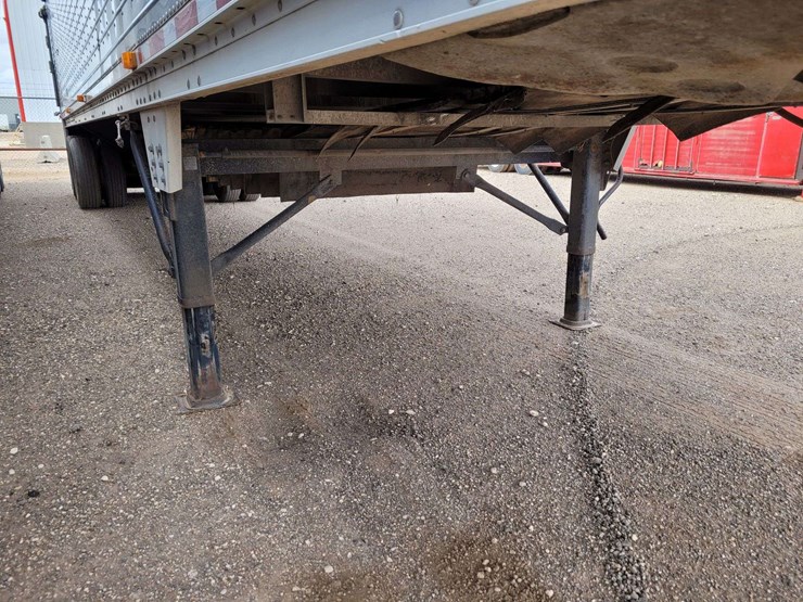 2010-wilson-belt-trailer-image-4