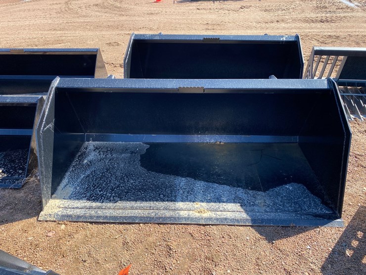 #4063-•-swict-78"-large-capacity-snow/material-bucket-image-2