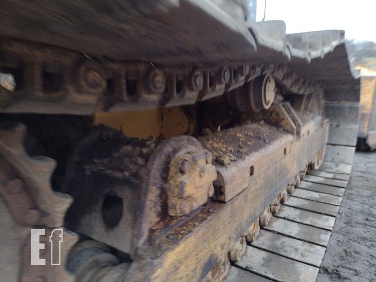 2005-deere-700h-lgp-image-33