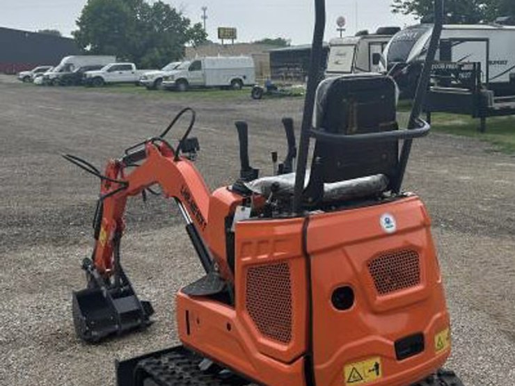 #34-•-mini-excavator---lhr-me10x1-image-6