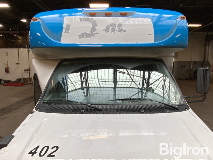 2024-ford-e450-image-12