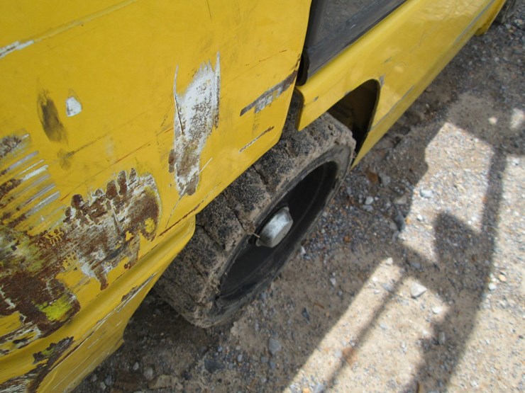 2005-komatsu-fg25st-14-image-6