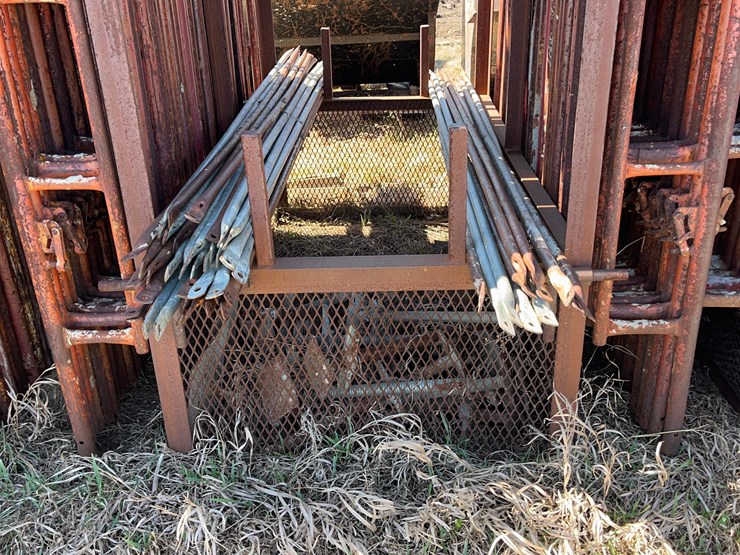 scaffolding-on-carring-cage.-image-2
