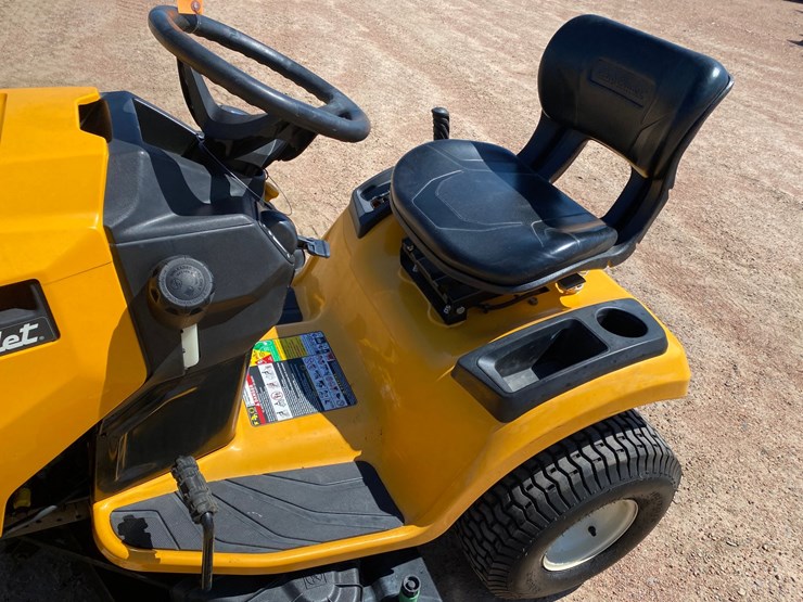 #1546-•-cub-cadet-xti-lt-50"-riding-lawn-mower-image-18