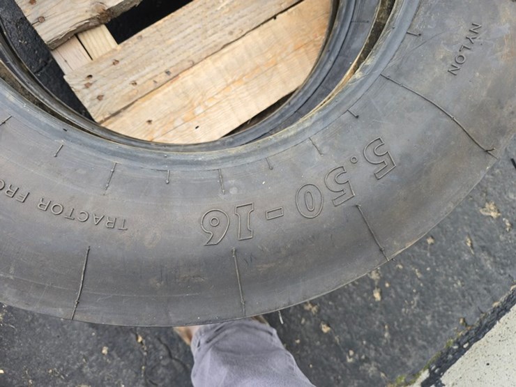 #1022-•-bkt-pair-of-5.50-16-tires-image-5