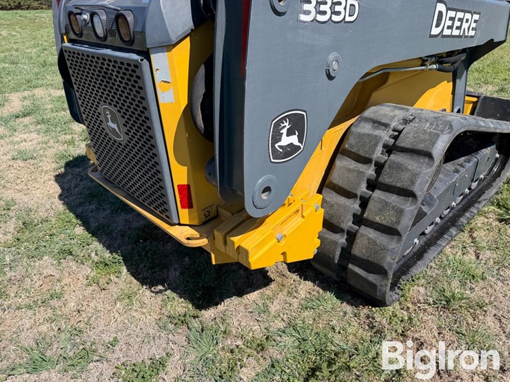 2011-deere-333d-image-20