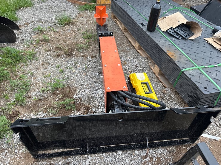#1630-•-quick-attach-horizontal-log-splitter-image-2