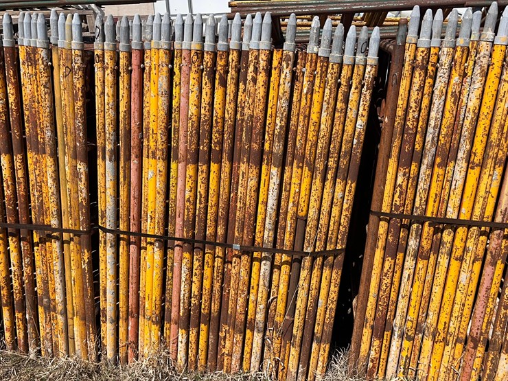 scaffolding-on-carring-cage.-image-1