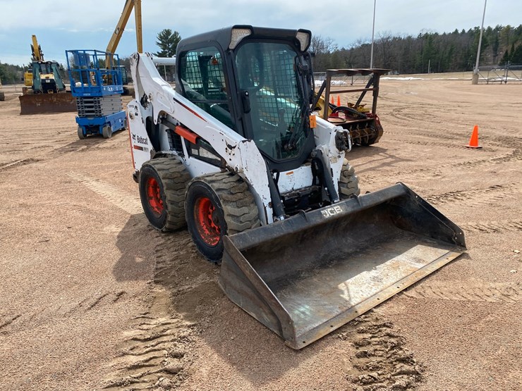 2014-bobcat-s590-image-3