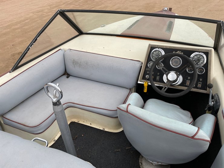 #1567-•-1987-sylvan-19'-boat-with-trailer-(no-title/reg.-card)-image-22