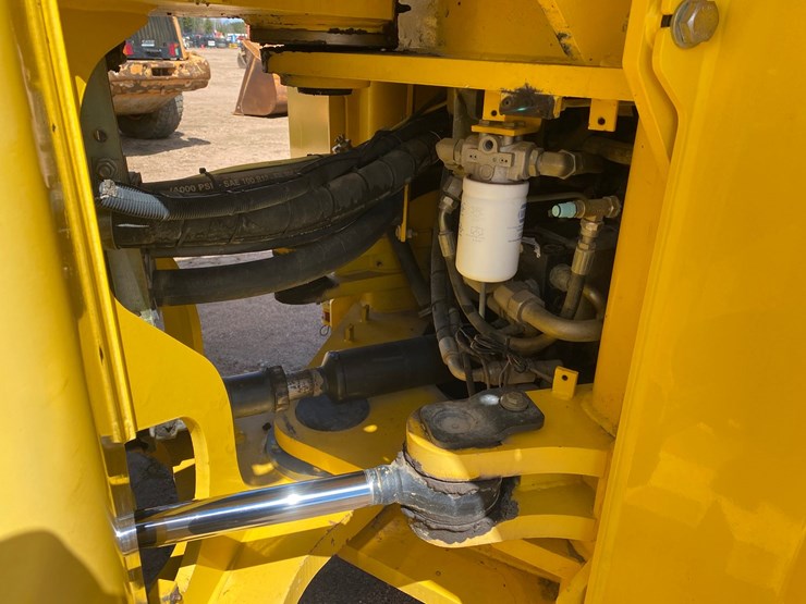 2005-new-holland-lw230b-image-26