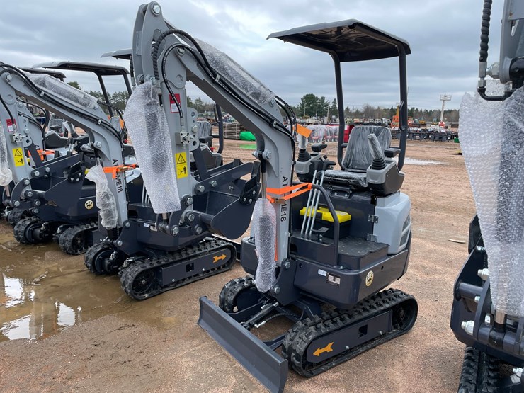 #5515-•-new-ats-me18-mini-excavator-image-1