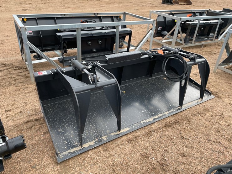 #4128-•-84"-jct-smooth-edge-grapple-bucket-image-3