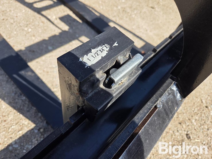 2025-msi-heavy-duty-pallet-fork-attachment-image-14