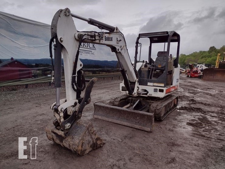2004-bobcat-331g-image-37