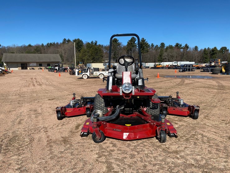 toro-groundsmaster-4000d-image-5