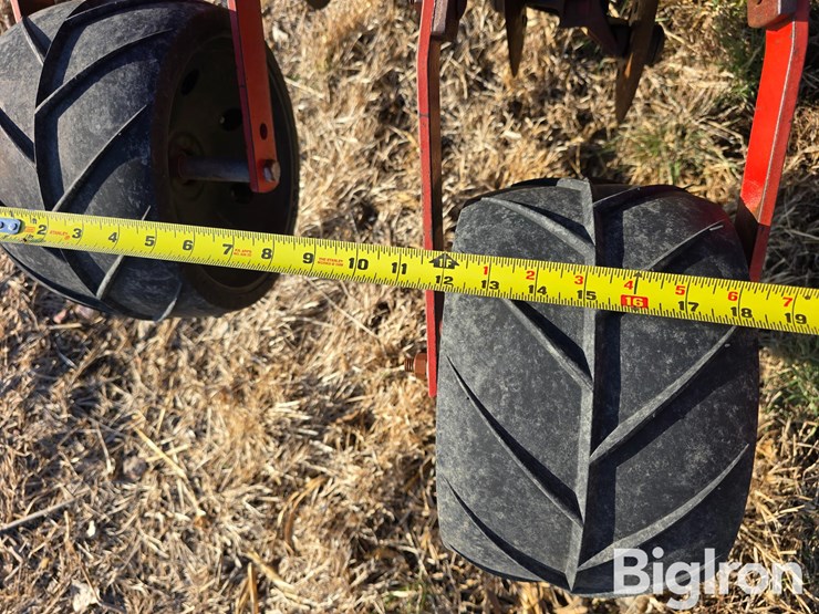 case-ih-5500-image-11