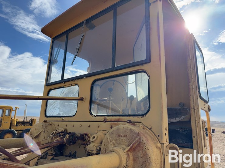 caterpillar-12-image-9