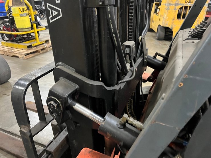 #2007-•-toyota-3500-lb.-forklift-image-10