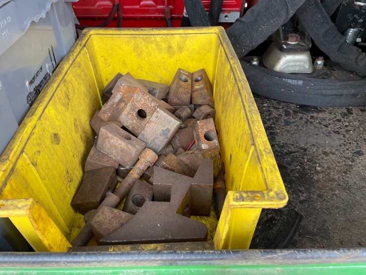 2017-gyro-trac-gt35-image-45