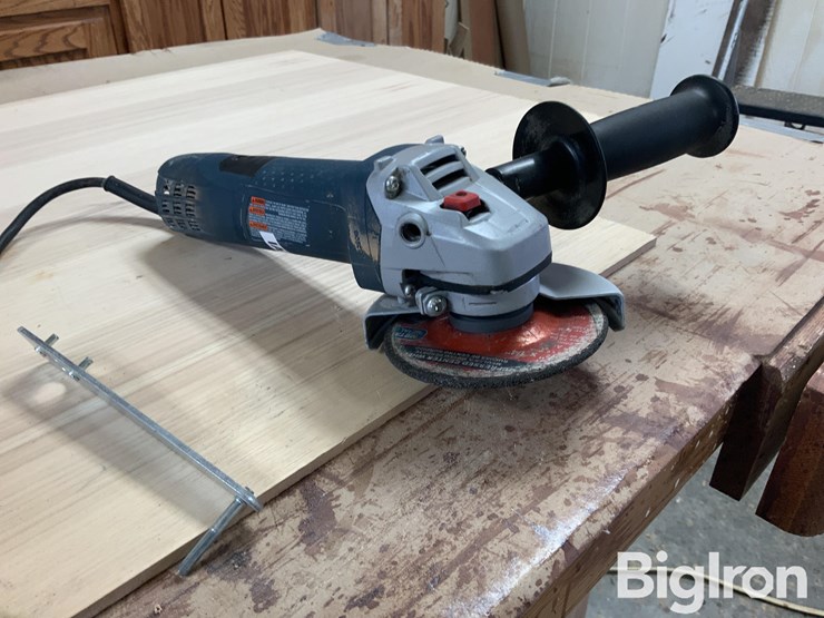 bosch-gws8-45-angle-grinder-image-3