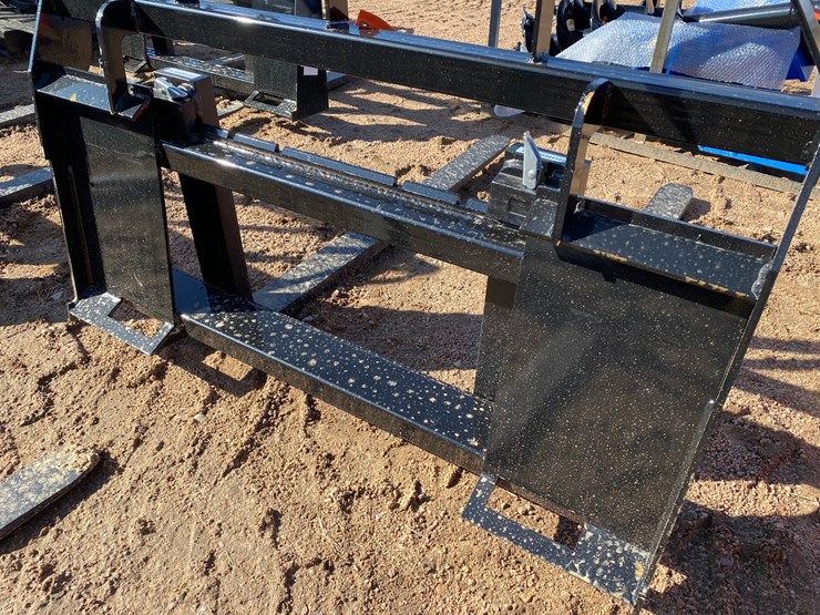 #4093-•-mower-king-4,000-lbs-capacity-pallet-fork-attachment-image-5