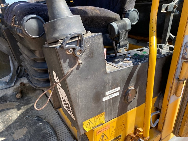 1996-akerman-ew200-image-47