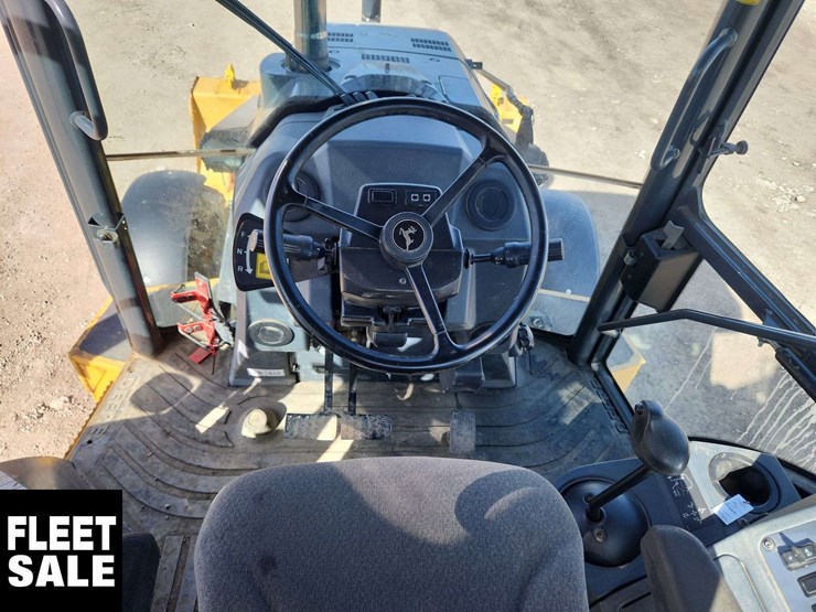 2016-deere-410l-image-20