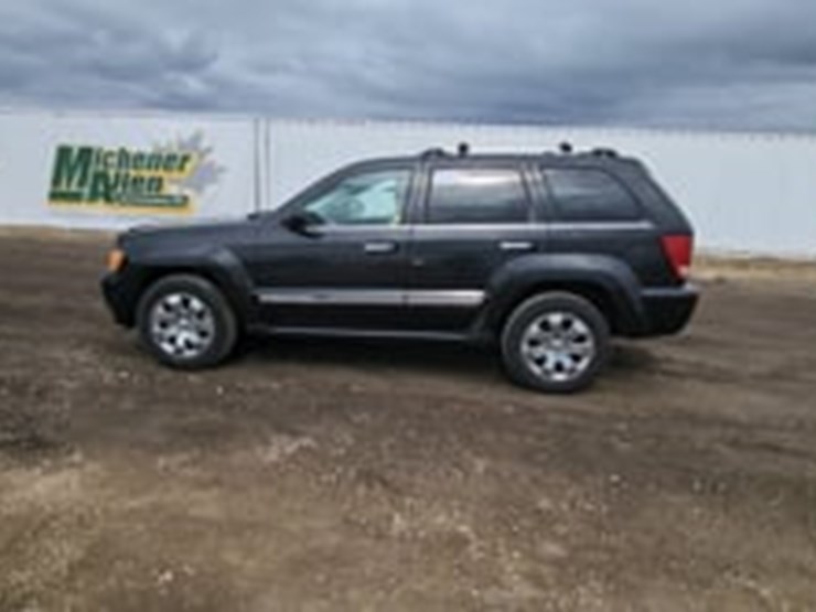 2010-jeep-grand-cherokee-image-5
