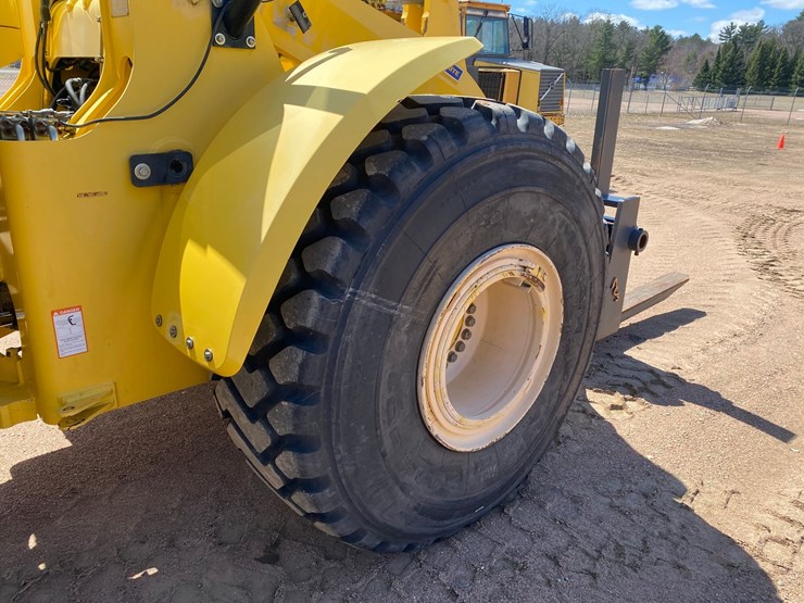 2005-new-holland-lw230b-image-38