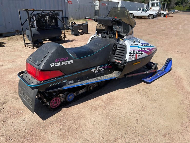 #1590-•-1996-polaris-indy-xcr-600-snowmobile-(no-reg-card)-image-4