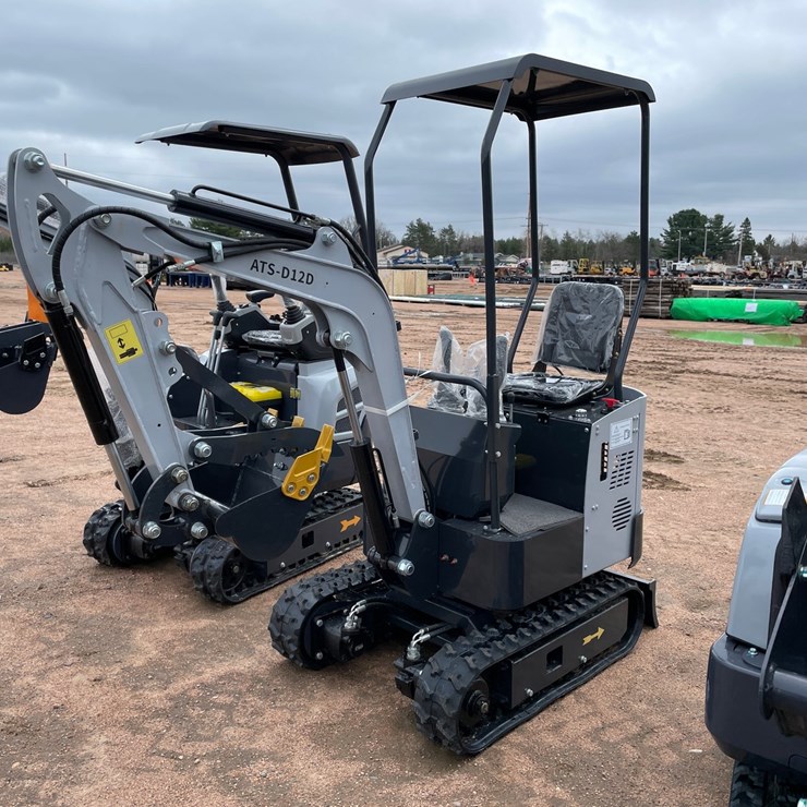 #5519 • New ATS D12D Mini Excavator