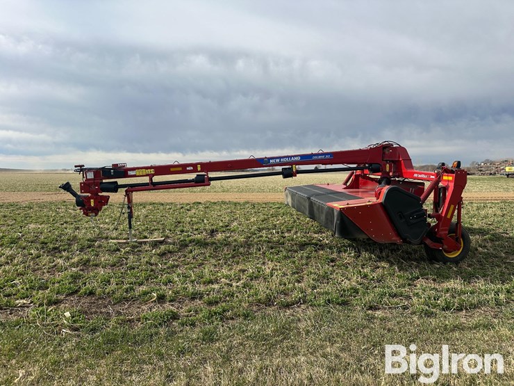 2021-new-holland-313-image-6