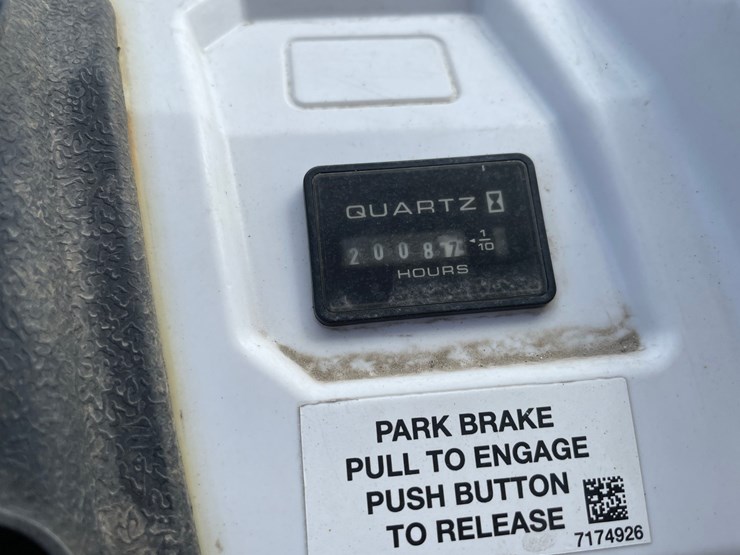 bobcat-3400-image-33