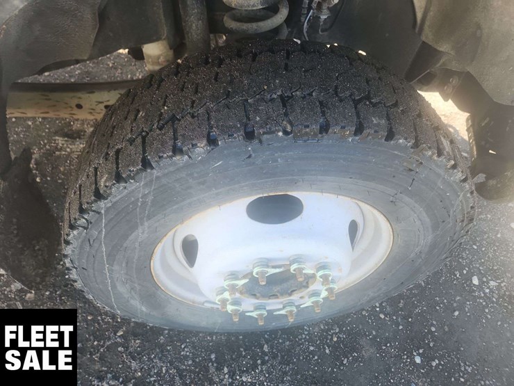 2019-ford-f550-image-37